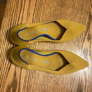 8 Marigold Rothy’s